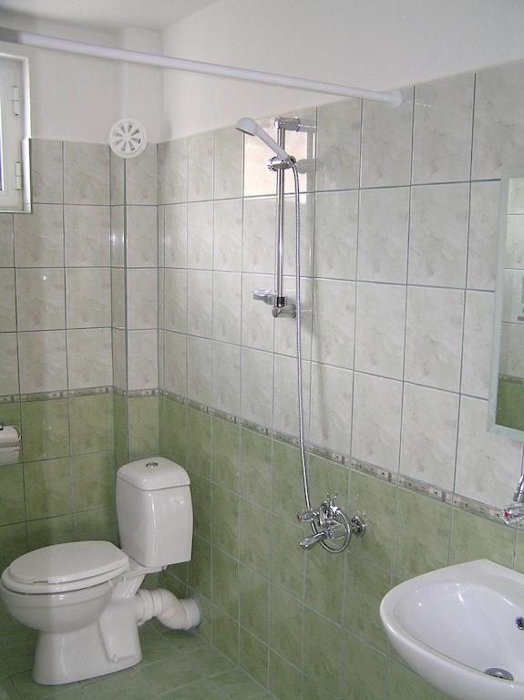 Karadzhovy Guest House Kalofer Cameră foto